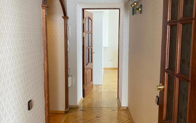 Апартаменты Двухкомнатная квартира на Жуковского 34