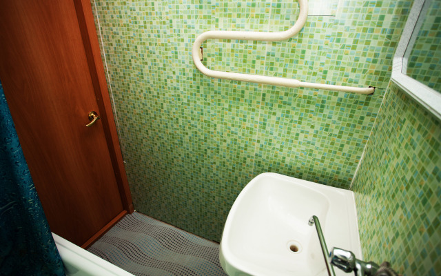 Квартира 2k Classic у ЦВС Кинеф на Энергетиков  Посуточно Кириши - фото 4