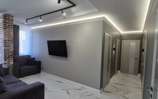Semeynaya Treshka Flat