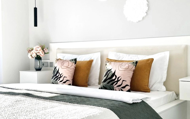 Апартаменты 149 Комфорт сити с двуспальной кроватью, диваном и красивым видом