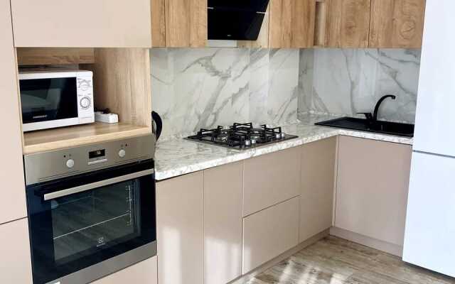 Chally Yar Apartments