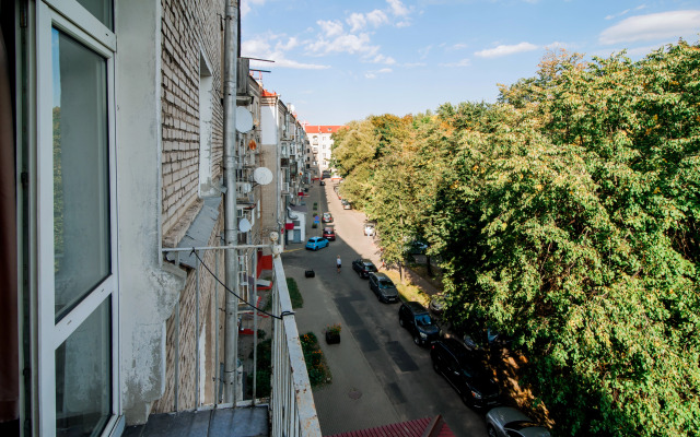 V Tsentre Goroda Apartments