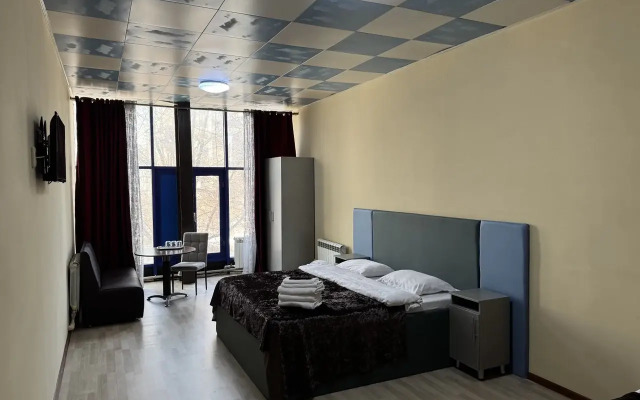 Avrora Hotel