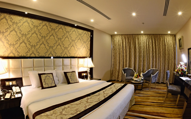 Отель Garden Plaza