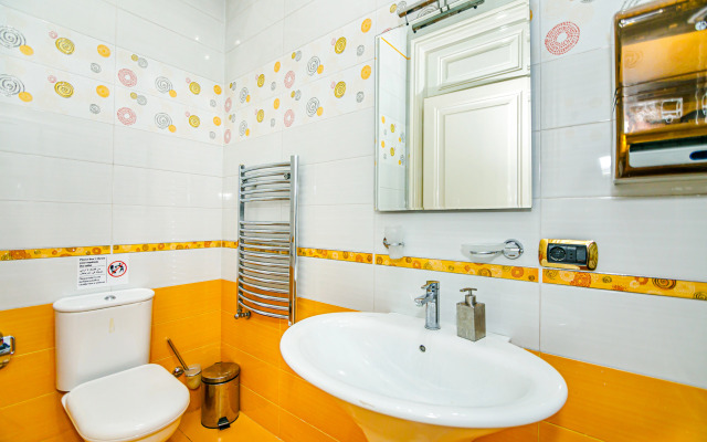 Luxury 7 Bedroom in Nizami Street Apartments