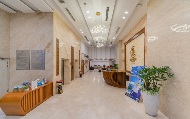 Le's Cham Hotel