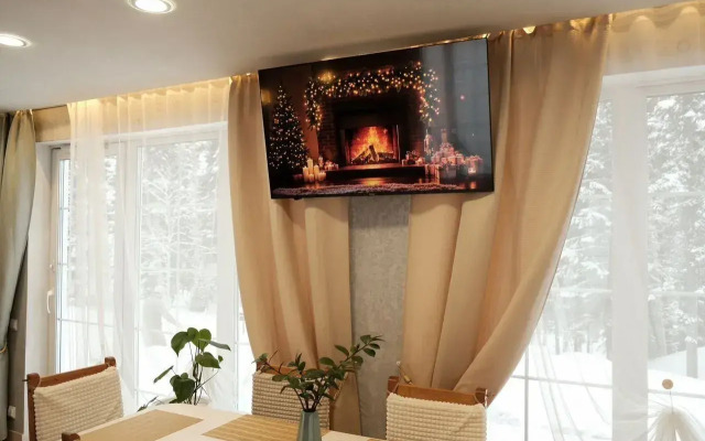 Частный дом С Видом На Лес