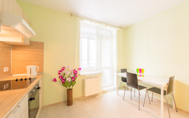 Na Kremenchugskoy 9k2 Apartments