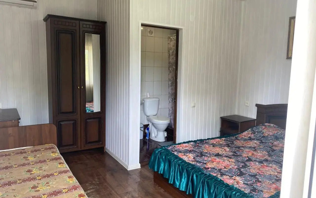Anita Guest House