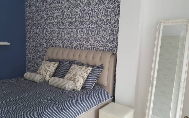 Dom Rabinovicha Hotel