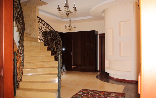Vila Plaza Guest House