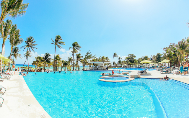 The Fives Beach Hotel