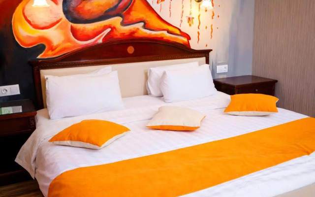 G Empire Hotel