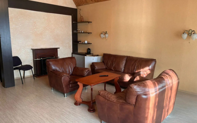 Hotel Solnechny