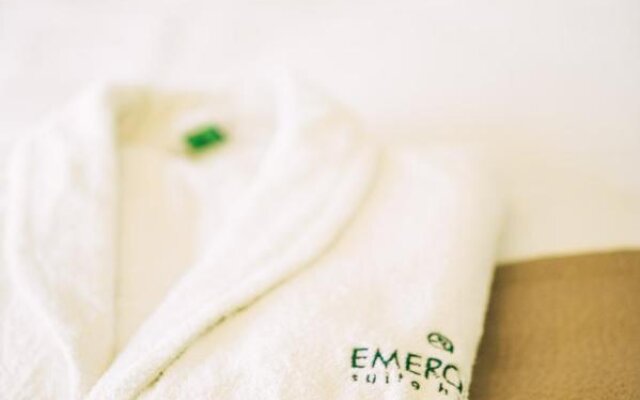 Hotel Emerald Suite