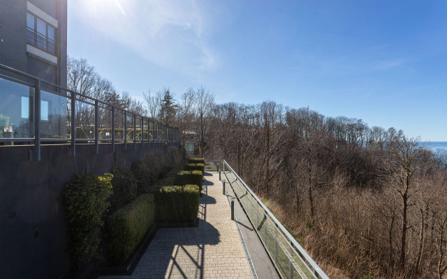 Квартира на Первой Линии у Моря