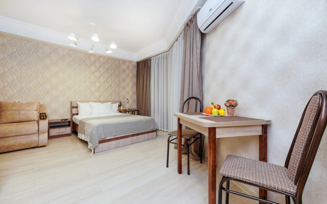 4 Krymskiy Mamayka Apartment
