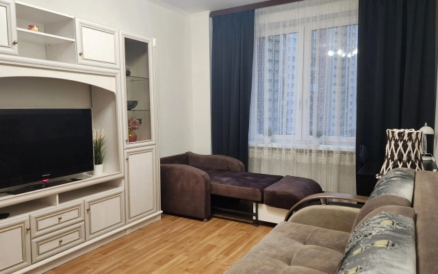 Uyutnaya Dvukhkomnatnaya Flat