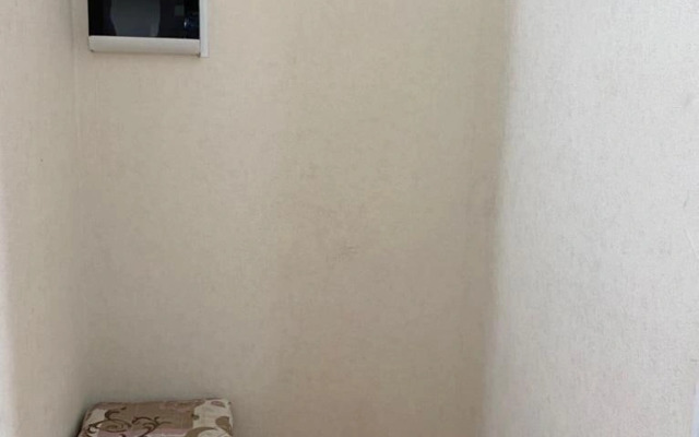 Квартира на Колмовской Набережной 71а, 2 этаж