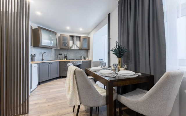 Апартаменты Comfort Home на Амирхана 11