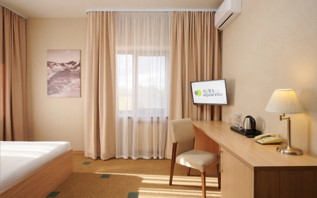 AurA Aquarelle Hotel