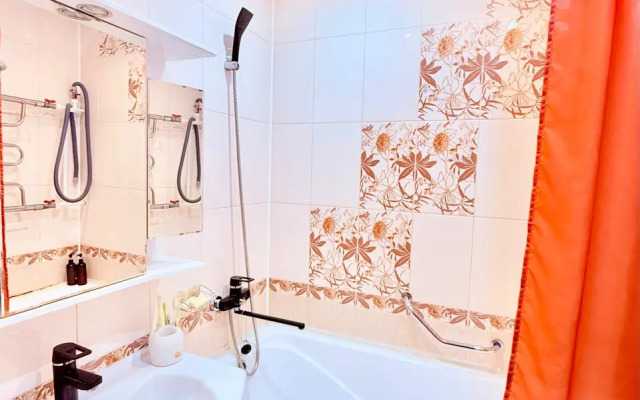 Квартира Полярная 7(1к)