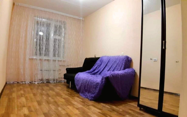 Tryokhkomnatnaya Na Zyabi Apartments