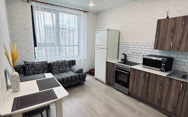 Prekrasnaya  Odnokomnatnaya S Udobnoy Transportnoy Razvyazkoy Flat