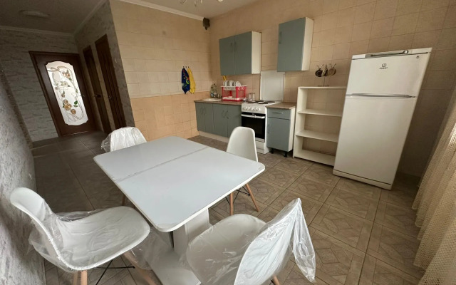 Stilnaya I Uyutnaya Okolo Zheleznodorozhnogo Vokzala Flat