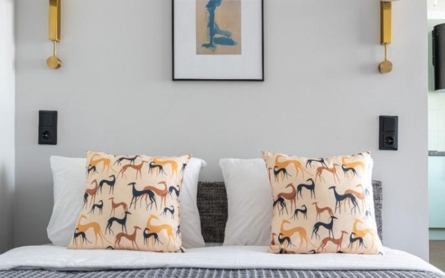 Апартаменты на Эпроновской 15