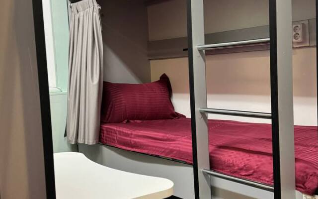 Luchshiy Na Masanchi Hostel