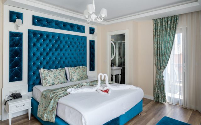 Mic Royal Hotel