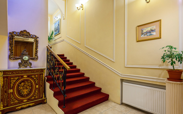 Moika 5 Hotel