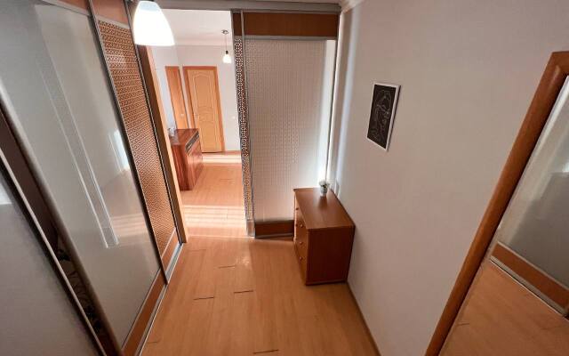 2kv Gudvin TC Magellan stil'naya na 50 let oktyabrya 29 Apartments