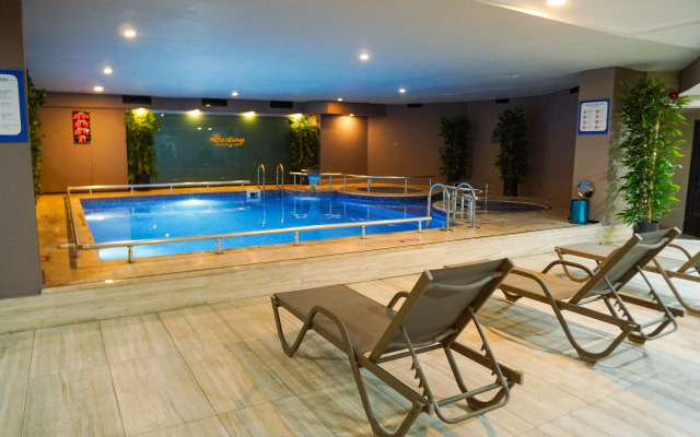 Destiny Marine Deluxe Hotel