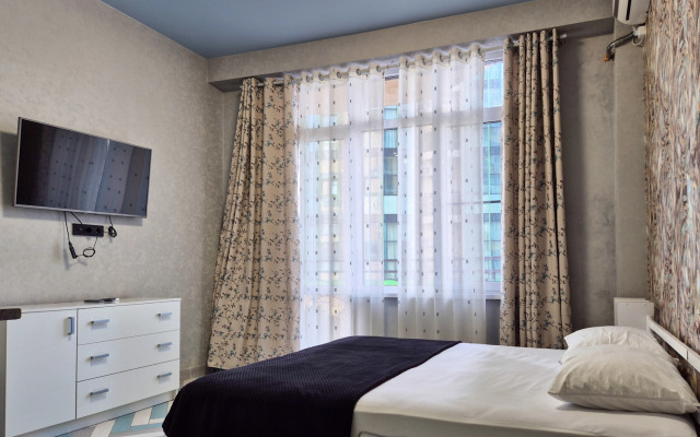 Квартира на Белорусском переулке, 1