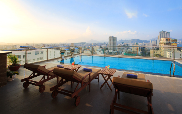 LegendSea Hotel