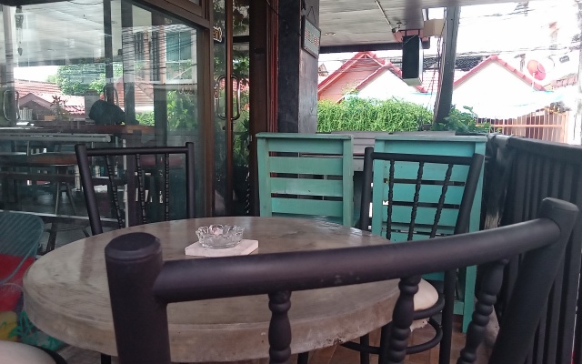 Ben & Lek Guesthouse