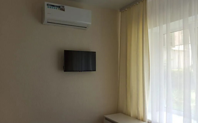 Квартира Уютная Студия на Улице Театральной 5