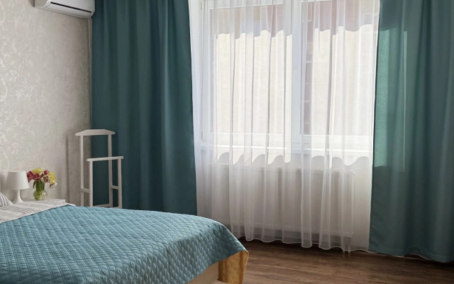 Na Mayskoy Flat