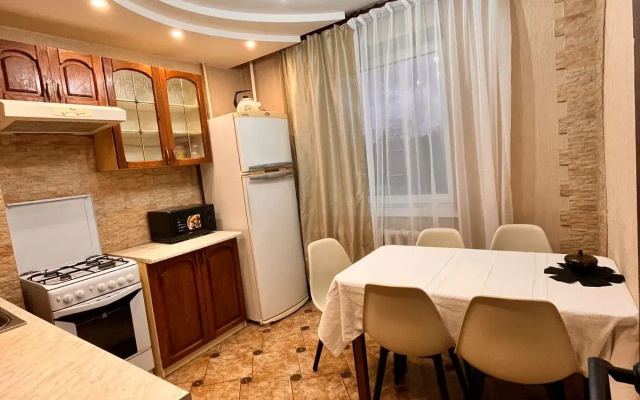 Квартира Трехкомнатная на Пирогова 1