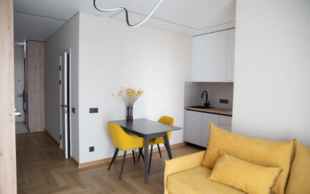 Na Komarova Apartments