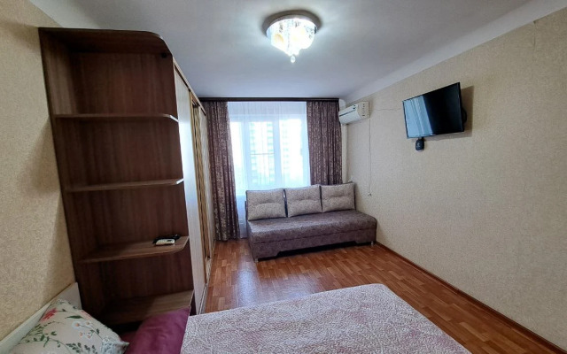 Uyutnaya odnushka v tsentre Flat