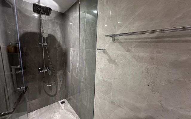 Апартаменты 2-комнатные с бассейном у пляжа Bang Tao LBS-1508