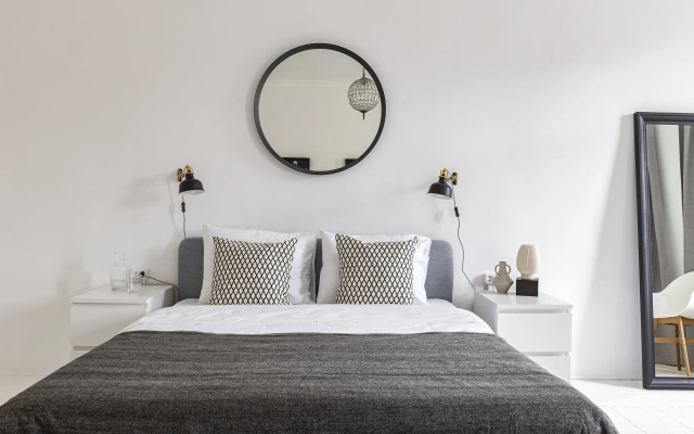 Квартира В Самом Центре С Парковкой