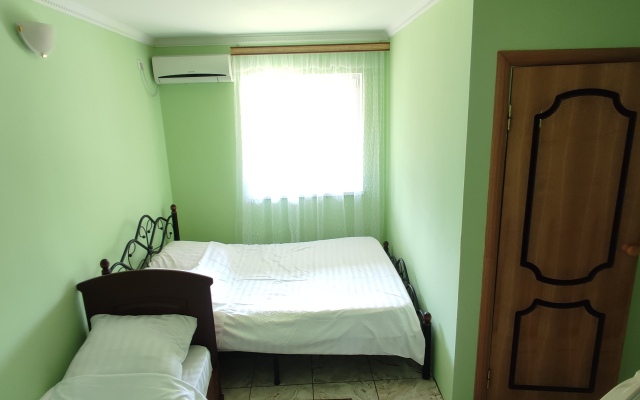 Moskovskiy Guest House