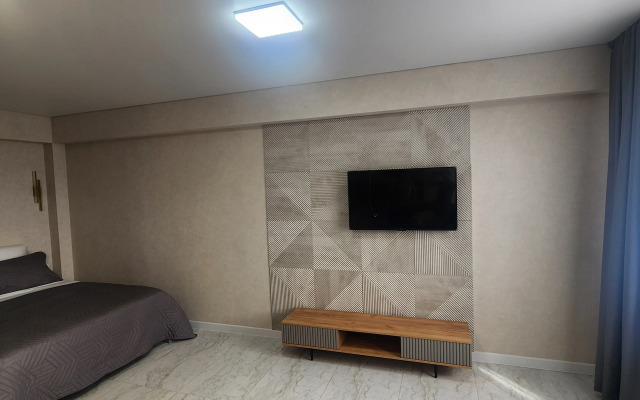 V Tsentre Ryadom S Parkom Apartments