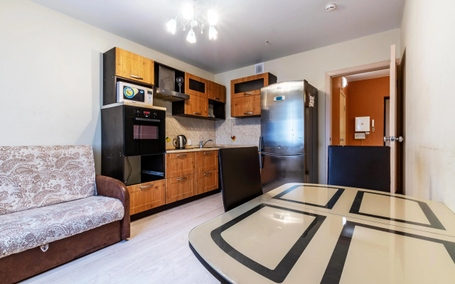 Квартира современная возле Шарташского рынка