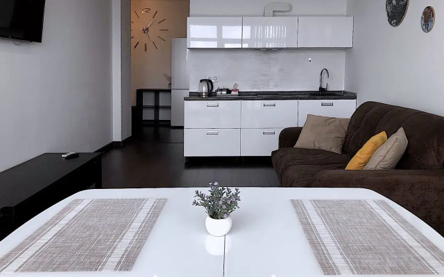 Sanrayz Apartments