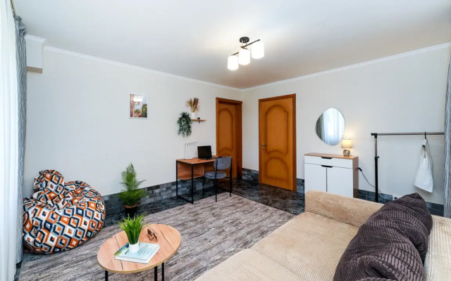 3 Gosti-24 Na Krymskoy Apartment
